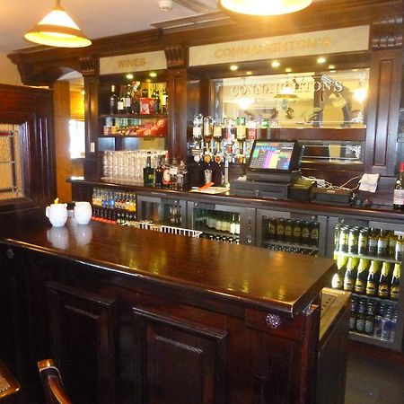 Achill Sound Hotel - Ostan Ghob A'Choire ภายนอก รูปภาพ